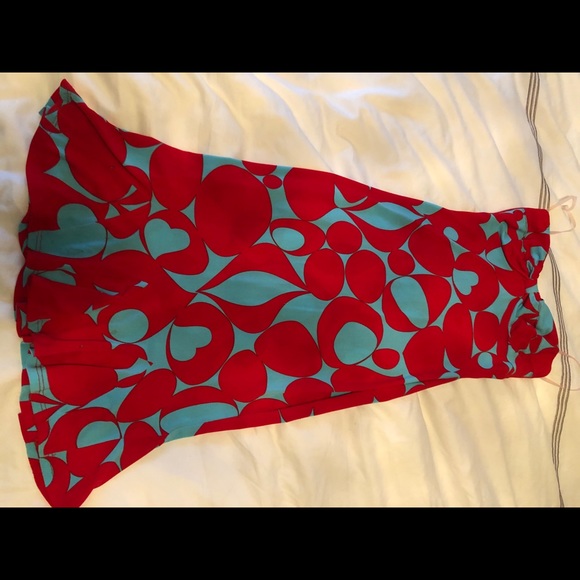 Dresses - Picture 9 of 9